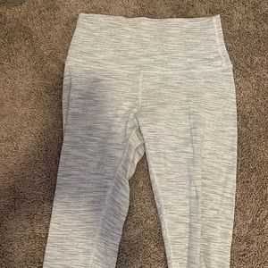Lululemon leggings size 6